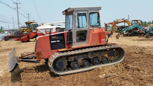 ขาย รถดันดิน รถแทร็คเตอร์ รถไถนาตีดิน MOROOKA MKM- 100 เก่านอก