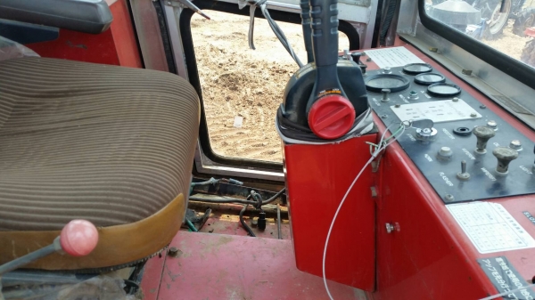 ขาย รถดันดิน รถแทร็คเตอร์ รถไถนาตีดิน MOROOKA MKM- 100 เก่านอก