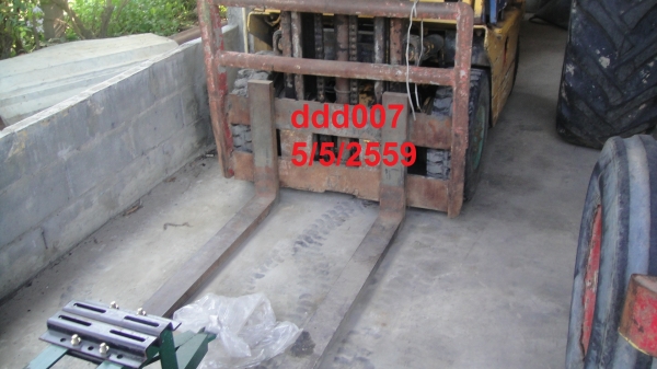 รถยกของ รถโฟร์คลิฟ