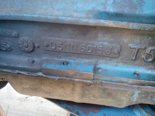 ขายรถไถฟอร์ด 6600 ที 5 เล่มทะเบียนพร้อมต่อรองได้