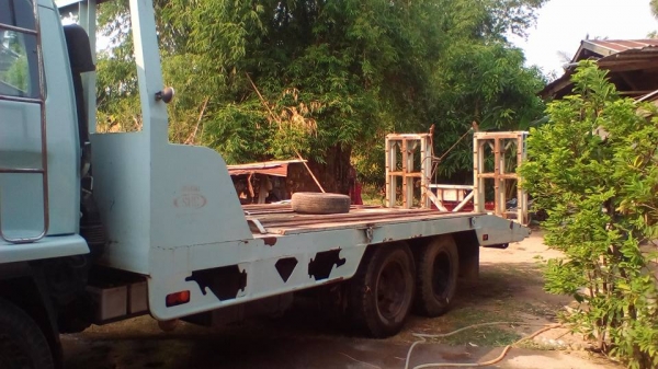 **559,000 บ.ต่อรอง/// 10ล้อเทนเลอร์ ISUZU ROCKY-195 เพลาเดียวท้ายลาดมีหางพับไฮฯ ขน-ย้ายรถเกี่ยวข้าวและแบคโฮ PC120 ได้ เครื่อง/เกียร์ แน่น ช่วงล่างใหญ่ คัสซีสวย หางสวย แข็งแรง ยาง10เส้น สภาพ65\% พร้อมใช้งาน เอกสารเล่มฯ ครบ **ขาย ISUZU ROCKY-195HP 10ล้อ1เพลา