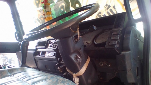 **559,000 บ.ต่อรอง/// 10ล้อเทนเลอร์ ISUZU ROCKY-195 เพลาเดียวท้ายลาดมีหางพับไฮฯ ขน-ย้ายรถเกี่ยวข้าวและแบคโฮ PC120 ได้ เครื่อง/เกียร์ แน่น ช่วงล่างใหญ่ คัสซีสวย หางสวย แข็งแรง ยาง10เส้น สภาพ65\% พร้อมใช้งาน เอกสารเล่มฯ ครบ **ขาย ISUZU ROCKY-195HP 10ล้อ1เพลา