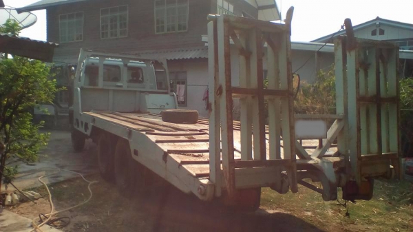 **559,000 บ.ต่อรอง/// 10ล้อเทนเลอร์ ISUZU ROCKY-195 เพลาเดียวท้ายลาดมีหางพับไฮฯ ขน-ย้ายรถเกี่ยวข้าวและแบคโฮ PC120 ได้ เครื่อง/เกียร์ แน่น ช่วงล่างใหญ่ คัสซีสวย หางสวย แข็งแรง ยาง10เส้น สภาพ65\% พร้อมใช้งาน เอกสารเล่มฯ ครบ **ขาย ISUZU ROCKY-195HP 10ล้อ1เพลา