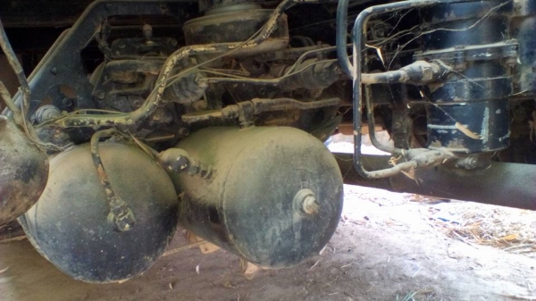 **559,000 บ.ต่อรอง/// 10ล้อเทนเลอร์ ISUZU ROCKY-195 เพลาเดียวท้ายลาดมีหางพับไฮฯ ขน-ย้ายรถเกี่ยวข้าวและแบคโฮ PC120 ได้ เครื่อง/เกียร์ แน่น ช่วงล่างใหญ่ คัสซีสวย หางสวย แข็งแรง ยาง10เส้น สภาพ65\% พร้อมใช้งาน เอกสารเล่มฯ ครบ **ขาย ISUZU ROCKY-195HP 10ล้อ1เพลา