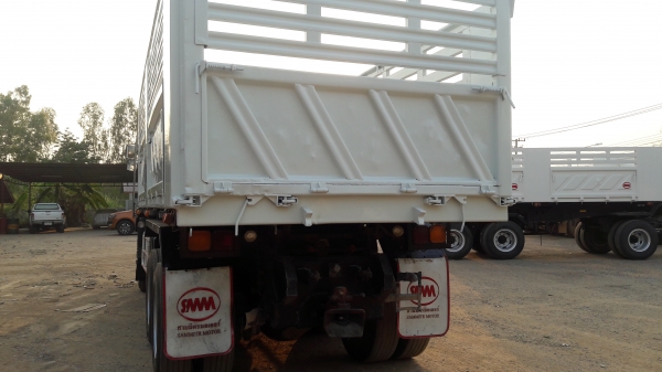 ขาย ISUZU 360  แม่ลูก ปี56  รถสวยใช้น้อยราคาต่อลองได้ครับ จัดแนนซ์ได้ 2,400,000-2,500,000อยู่ที่เคดิส