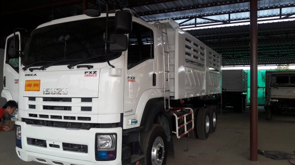 ขาย ISUZU 360  แม่ลูก ปี56  รถสวยใช้น้อยราคาต่อลองได้ครับ จัดแนนซ์ได้ 2,400,000-2,500,000อยู่ที่เคดิส