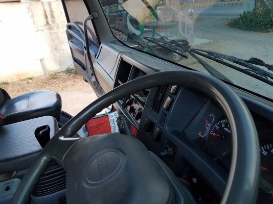 ขายรถสิบล้อ ISUZU DECA FXZ360แรง ปี54 พ่วงแม่ลูก ราคาขาย 2,800,000 ต่อรอง สนใจ 0932795977 คุณสุชาติ จัดไฟแนนซ์ได้ 2,100,000-2,250,000 ขึ้นอยู่ที่เคดิต รายละเอียดรถ ปีรถจดทะเบียน 2554 เลขแซสซีส์ FXZ77QDF1H เลขเครื่อง 6UZ14 360แรงม้า เกียร์ ZF ดัมพ์เนียม