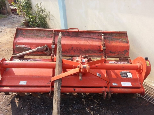 โรตารี่ตราช้าง RX180F ยอยครบ...พร้อมใช้งานครับ