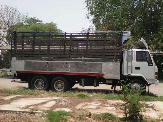 ขายรถสิบล้อ