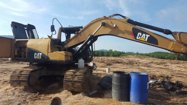 ขายรถแบคโฮ CATETPILLAR 315D (ไฟไหม้) ขายตามสภาพ สนใจโทร 081-970-1072 ขายรถแบคโฮ CATETPILLAR 315D (ไฟไหม้) ขายตามสภาพ สนใจโทร 081-970-1072
