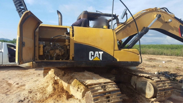 ขายรถแบคโฮ CATETPILLAR 315D (ไฟไหม้) ขายตามสภาพ สนใจโทร 081-970-1072 ขายรถแบคโฮ CATETPILLAR 315D (ไฟไหม้) ขายตามสภาพ สนใจโทร 081-970-1072