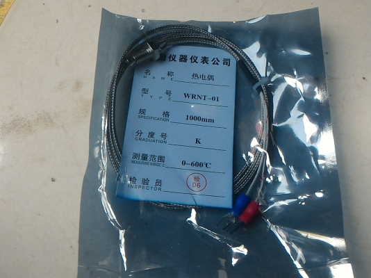 เครื่องวัดและควบคุมอุณหภูมิญี่ปุน พร้อมหัววัดและชุดรีเลย์ควมคุมฮีทเตอร์