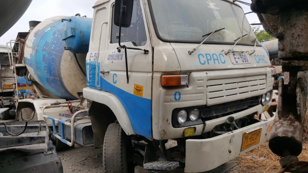 NISSAN UD CW41M รถมิกปูนโม่ตรง 6 คิวพร้อมใช้ราคาถูกๆ