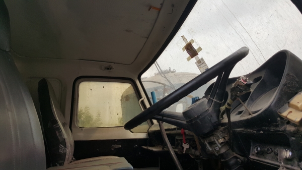 NISSAN UD CW41M รถมิกปูนโม่ตรง 6 คิวพร้อมใช้ราคาถูกๆ