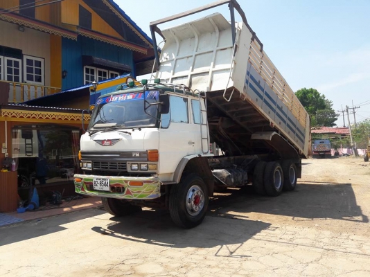 ขายHEN0226 เครื่อง P11c-320 แรง เกียร์อิตัน สโล 3M ช่วงล่าง227 มีระบบรากลูก เครื่องสภาพ 90\%