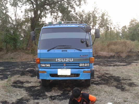 ขายดาวน์ isuzu rocky