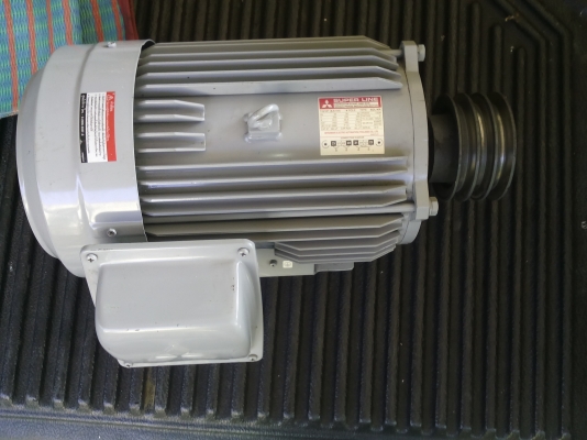 ขายมอเตอร์มิตซูบิชิไฟบ้าน7.5แรง