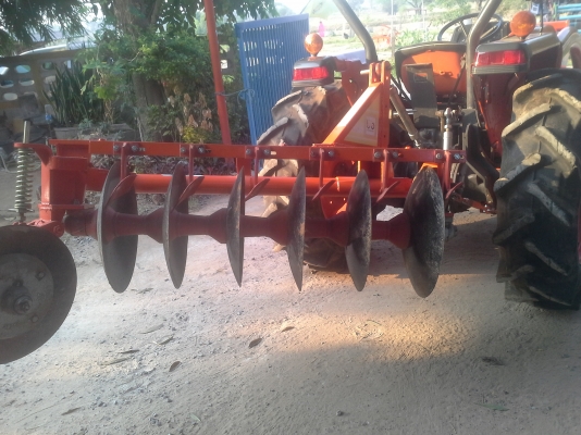 ขอทำงานตัวเอวก่อนครับ ขาย L4508 ดันหน้า ตราช้างคานบนใหม่  ฝานพรวน 22 &times; 6 ใหม่