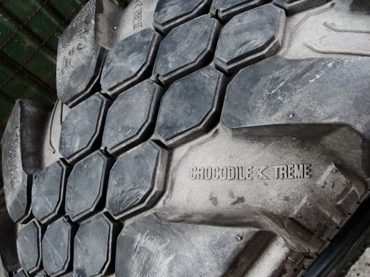 ขายยาง CROCODILE x TREME 33-10.5-16 ปี 51/11 ถูกๆ สวยๆ ยางดี ไม่มีปะพร้อมแม็กซ์