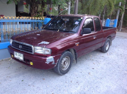 มาสด้าไฟเตอร์แค็ป ปี 2002 เครื่อง 2500 กระจกไฟฟ้า พวงมาลัยเพาเวอร์