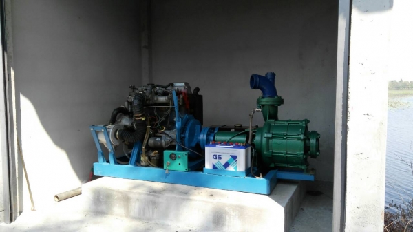 ปั๊มน้ำแรงดันสูงชนเครื่องยนต์ดีเซล มีตั้งแต่แรงดัน4บาร์ จนถึงtop speed24บาร์ ปั๊มน้ำแรงดันสูงชนเครื่องยนต์ดีเซล มีตั้งแต่แรงดัน4บาร์ จนถึงtop speed24บาร์