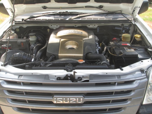 ISUZU D-MAX หัวเดียวตู้แห้งแครี่บอย มือเดียวออกห้าง