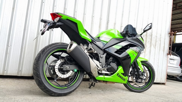 Ninja250 วิ่งน้อย ภนอมมาก ปี 2013 สภาพสวยมากๆ ไม่ล้มชนแปะ ไม่แพง ราคาต่อรองได้ Ninja250 วิ่งน้อย ภนอมมาก ปี 2013 สภาพสวยมากๆ ไม่ล้มชนแปะ ไม่แพง ราคาต่อรองได้
