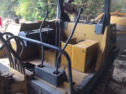 ขายด่วน KOMATSU PC20-5 สภาพพร้อมใช้งาน เครื่องปั้มดี เอกสารสัญญาซื้อขาย