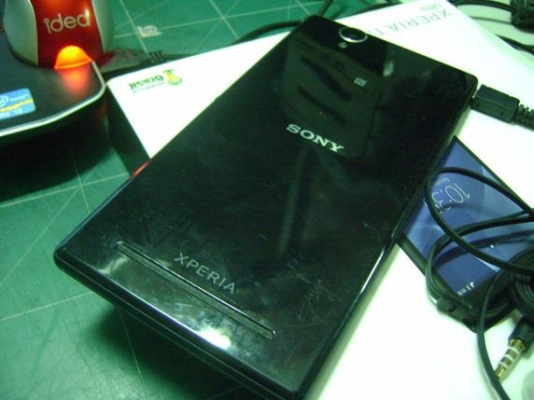 โทรศัพท์ SONY XPERIA  T2 รองรับ 4G