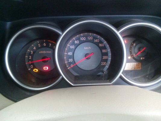 Nissan tida ปี2006 เกียรออโต้ ไม่กินแกส เล่มพร้อม