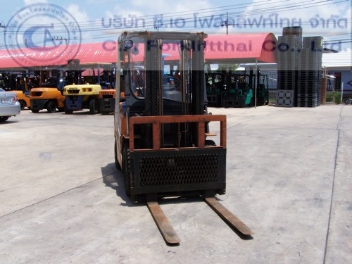 ขาย รถโฟล์คลิฟท์ TCM รุ่น FD25C6