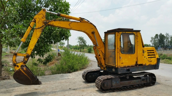 ขายด่วนรถเเม็คโครยันม่าYB50Bเทียบเท่า PC50เคื่องยันม่า4สูบรถนำเข้าเก่านอกไม่เคยใช้งานในเมืองไทยเลยส่งให้ฟรี