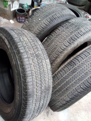265/65R17  BRIDGESTONE DUELER H/T 684ll สวย หนา รถใช้เองครับ ชุด 4 เส้น tel.081-4273941 ไอดีไลน์ 0814273941