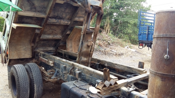 ขายหกล้อดั้มพ์ NPR66LXT ปี41 แอร์ เพาเวอร์ เอฟ สภาพพร้อมใช้