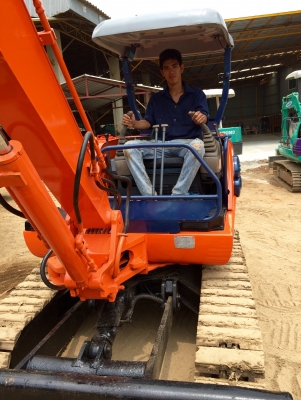 HITACHI  EX-35 ขนาดPC-35 <คอลโทนสั้นปั๊มนิ้ว มีลายแย๊ก>รถเก่านอกแท้มีเอกสาร☎️ติดต่อ 085-5632278