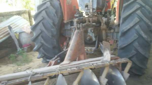 ขายรถไถคูโบต้าสองเพลา 80 แรงพร้อมอุปกรณ์ครบ สภาพพร้อมใช้ ขายรถไถคูโบต้าสองเพลา 80 แรงพร้อมอุปกรณ์ครบ สภาพพร้อมใช้