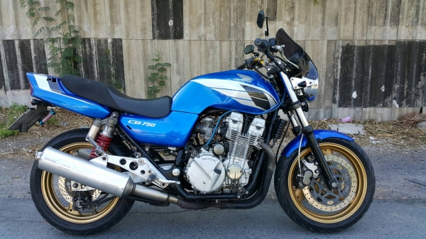 cbx750f cbx750f