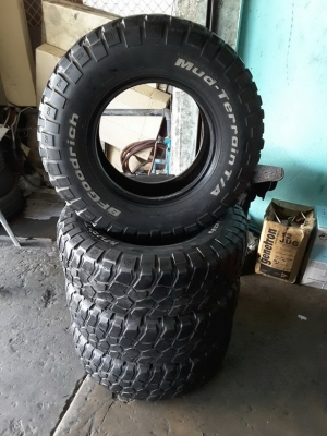 BF KM2 USA. 265/75/16 ปลายปี11 สภาพดี 1ชุด