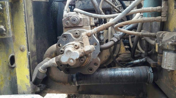 ขายรถแบ็คโฮ Kobelco sk120 mark 3 ไฟฟ้าตัด เครื่องเดิม ปั๊มเดิม ช่วงล่างพอใช้ เอกสารซื้อขาย ขายรถแบ็คโฮ Kobelco sk120 mark 3 ไฟฟ้าตัด เครื่องเดิม ปั๊มเดิม ช่วงล่างพอใช้ เอกสารซื้อขาย