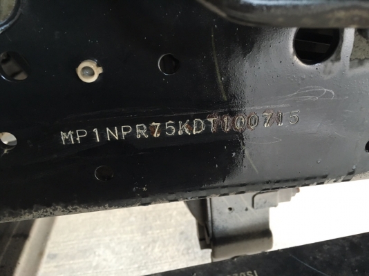 ขายISUZU 6ล้อ NPR 150 EURO 3 รุ่นหน้าตึกเครื่อง 150 เเรง เครื่องคอมมอลเรล ตู้เเห้งเปิดได้3บานจดทะเบียนปี 2556 (2013) ยาว5.00เมตร สภาพพร้อมใช้งานใครต้องการไม่ผิดหวังราคา890,000บาทจัดไฟเเนนได้ดูรถได้ที่เต็นท์รถ JJ.AUTOCAR 2 หลังวัดจันทรารามติดถนนเพชรเกษมก.ม