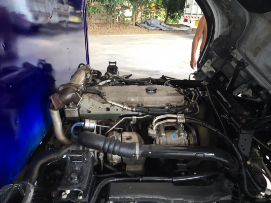 ขายISUZU 6ล้อ NPR 150 EURO 3 รุ่นหน้าตึกเครื่อง 150 เเรง เครื่องคอมมอลเรล ตู้เเห้งเปิดได้3บานจดทะเบียนปี 2556 (2013) ยาว5.00เมตร สภาพพร้อมใช้งานใครต้องการไม่ผิดหวังราคา890,000บาทจัดไฟเเนนได้ดูรถได้ที่เต็นท์รถ JJ.AUTOCAR 2 หลังวัดจันทรารามติดถนนเพชรเกษมก.ม