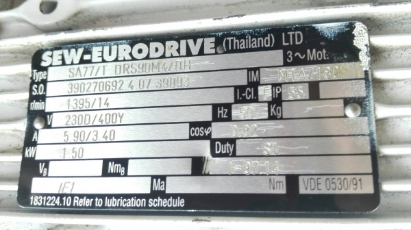 Sell> ขายมอเตอร์เกียร์ Sew Eurodrive 2 HP 380V ทด 1 : 97 ความเร็วรอบ 14 RPM. งานกริ้บๆใหม่ๆสแปรโรงงานสภาพ 98\%