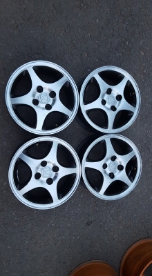 ขายล้อแม็กHonda Civic ขอบ14 4วง ราคา 2,500 บาท