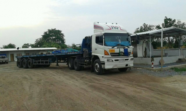 หัวลาก  320  ปี 46 พร้อมหาง( บันเทิง ) สามเพลา 12.50 เมตร  ราคา  1,390,000 บาท