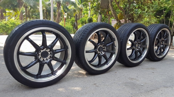 ขายล้อแม็กลายProject Dพร้อมยางขอบ18 4ล้อ ราคา 8,000 บาท