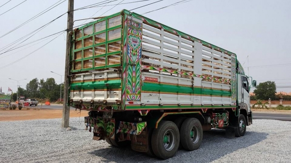 ขายรถดั้มพ่วงแม่ลูก 360ปี56 รถสวยสภาพดี เอกสารพร้อมโอน สนใจโทร 090-8588220คุณนะ 093-3258446คุณบิว หรือเข้าดูสินค้าอื่นๆได้ที่ www.truck.in.th/498 หรือเพจFacebook ณรงค์ ซื้อขายรถมือสอง (เว็บไซต์ส่วนตัว) หรือFacebook คุณนะ รถบรรทุก