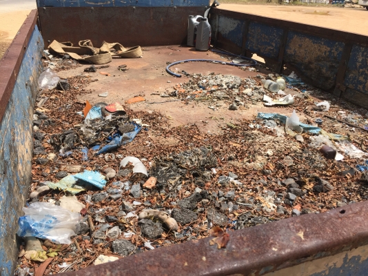 4ล้อใหญ่85แรง ISUZU หัวปีบยกไม่ได้...เดิมๆสีไม่สวย เครื่องดี คัสซีสวย..