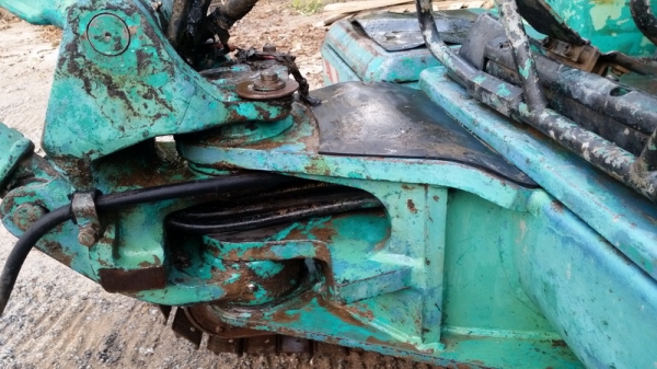 ขายรถขุดเล็ก แบคโครเล็ก komatsu pc30-7 สภาพพร้อมทำงาน