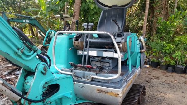 ขายรถขุดเล็ก แบคโครเล็ก kobelco sk30 สภาพสวยพร้อมทำงาน ขายรถขุดเล็ก แบคโครเล็ก kobelco sk30 สภาพสวยพร้อมทำงาน