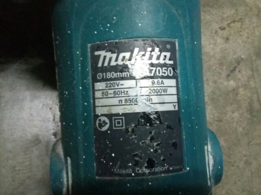 เจียร์ 7 นิ้ว Makita GA-7050 สภาพพร้อมใช้งานหนัก ราคา 3000 บาท